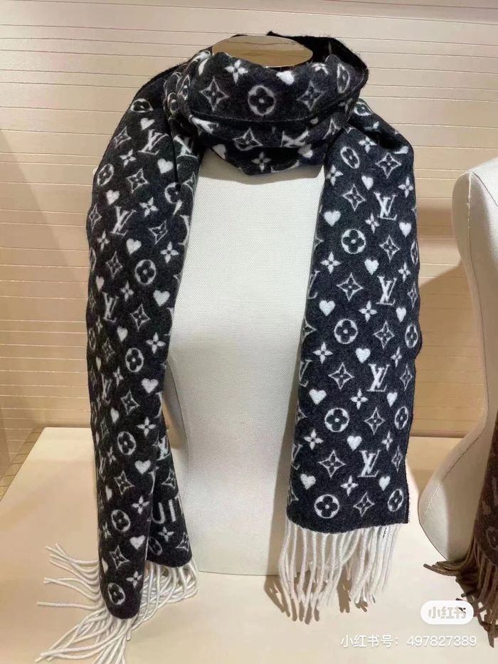 Louis Vuitton Scarf LV00052